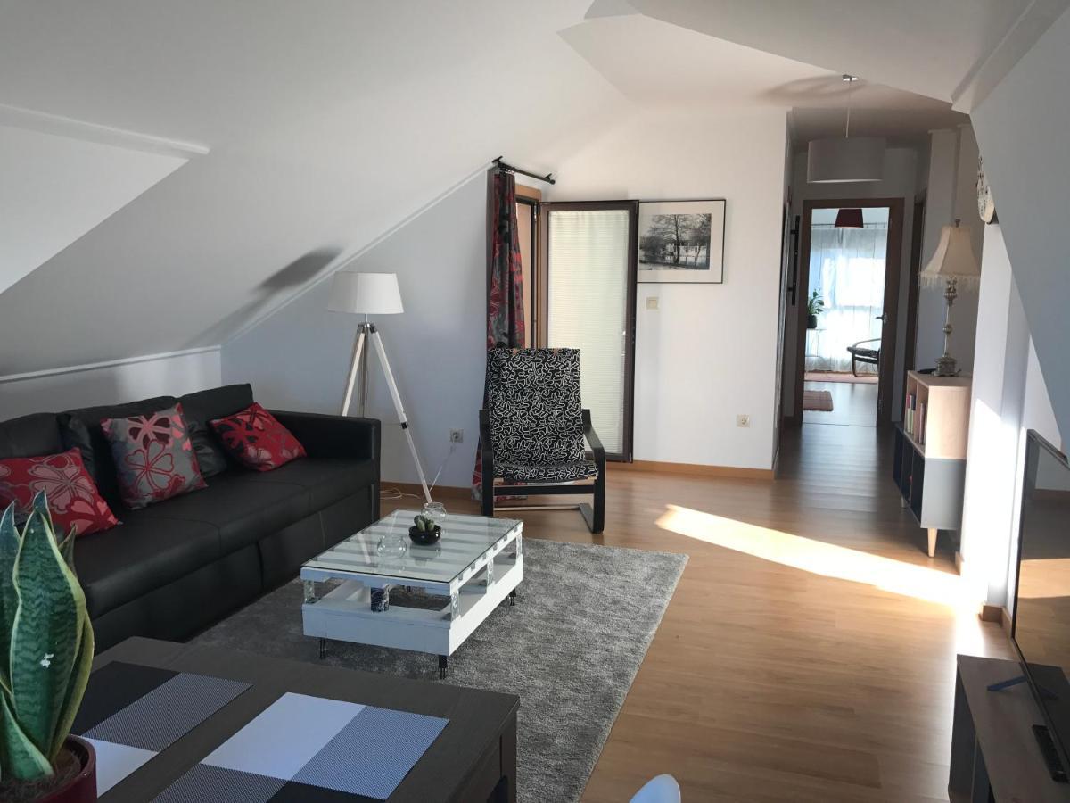 Apartamento Manuel Maria Allariz Εξωτερικό φωτογραφία
